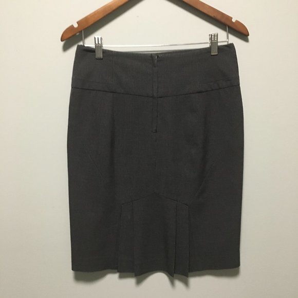 Le Chateau Pencil Skirt For Work - Picture 4 of 5